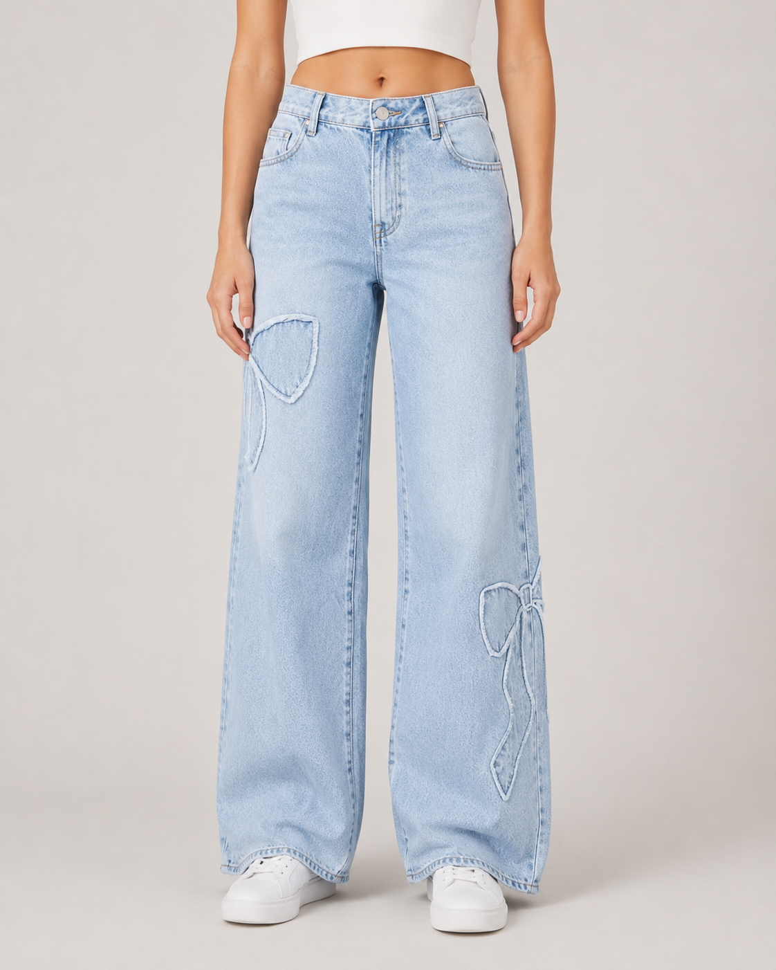 Bow Appliqué Wide Leg Jeans – Light Wash Baggy Denim Pants